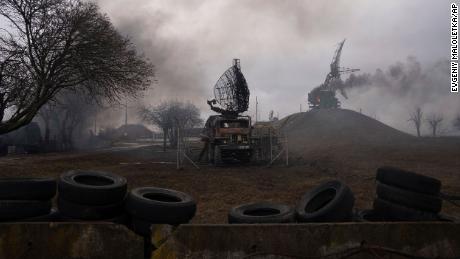 Major city of Mariupol under siege as Russia tightens grip on southern Ukraine